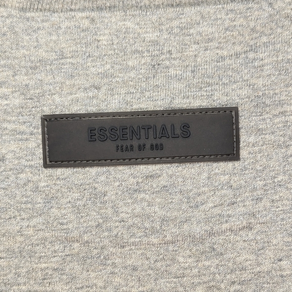 BRAND NEW Essentials Fear of God T shirt Dark Oatmeal (SS22) Size S - Picture 4 of 11